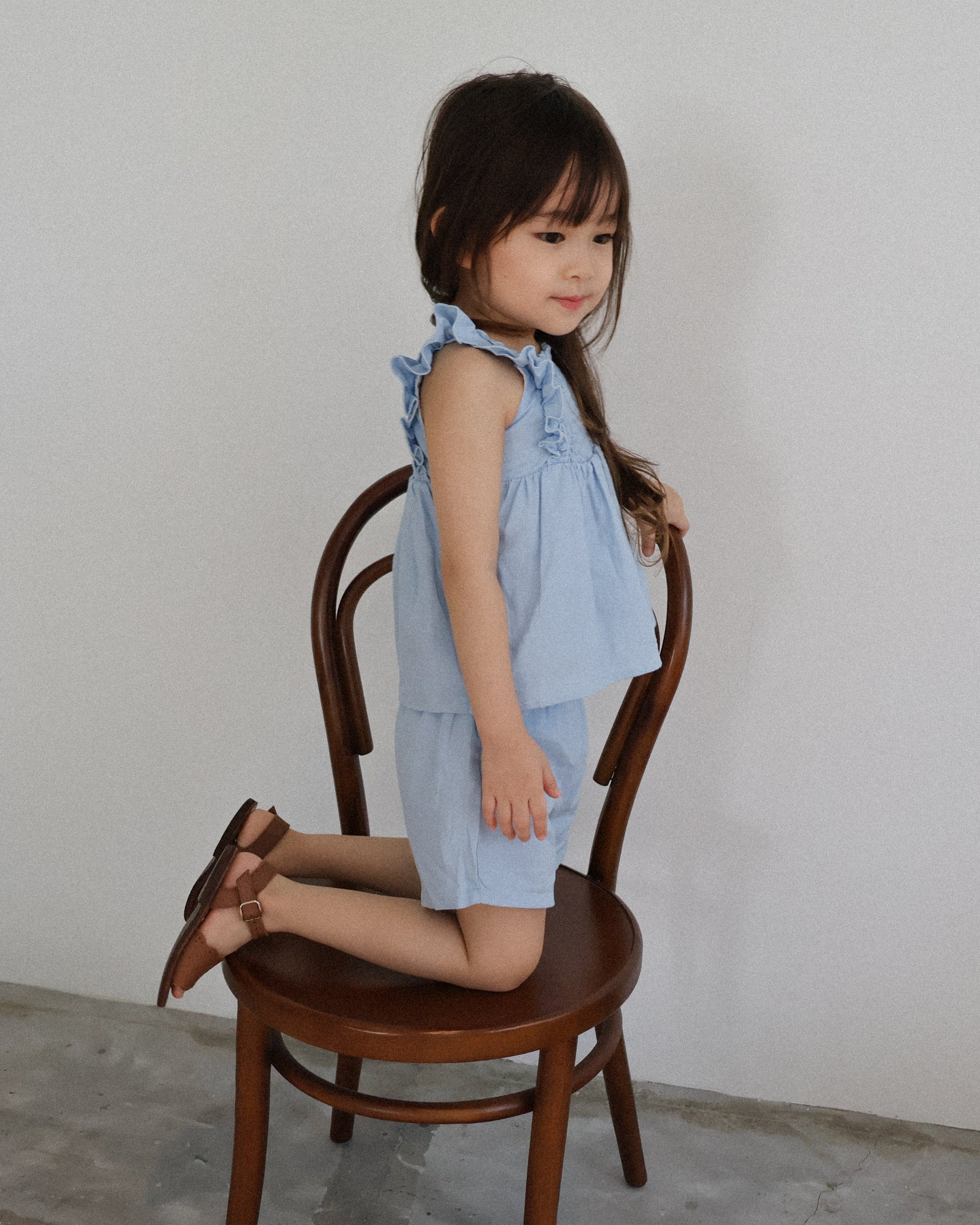 Smocked bodice ruffle-trim set in blue