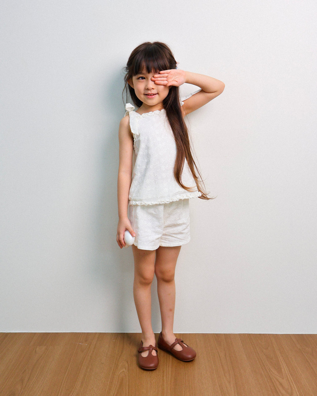 Ivory eyelet tie-strap set