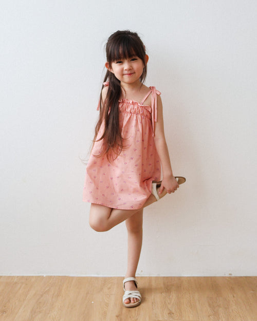 Tie-strap ruffle-neck dress in peach