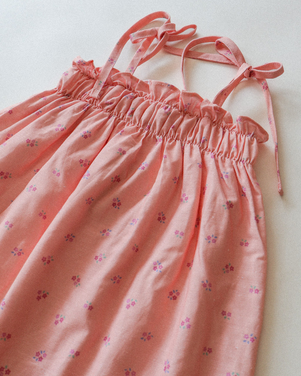 Tie-strap ruffle-neck dress in peach